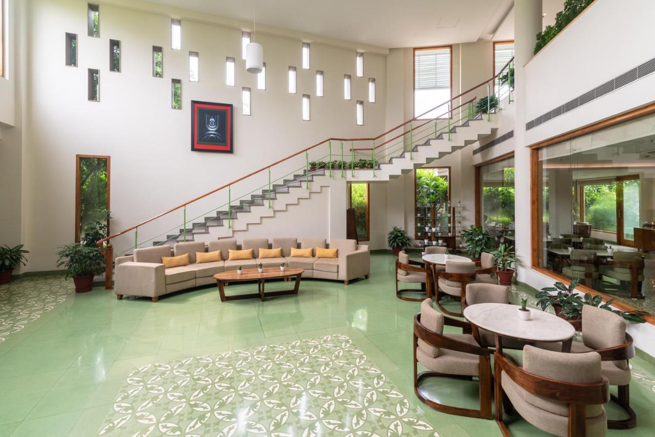 Hotel Naad Wellness Sonipat Zewnętrze zdjęcie