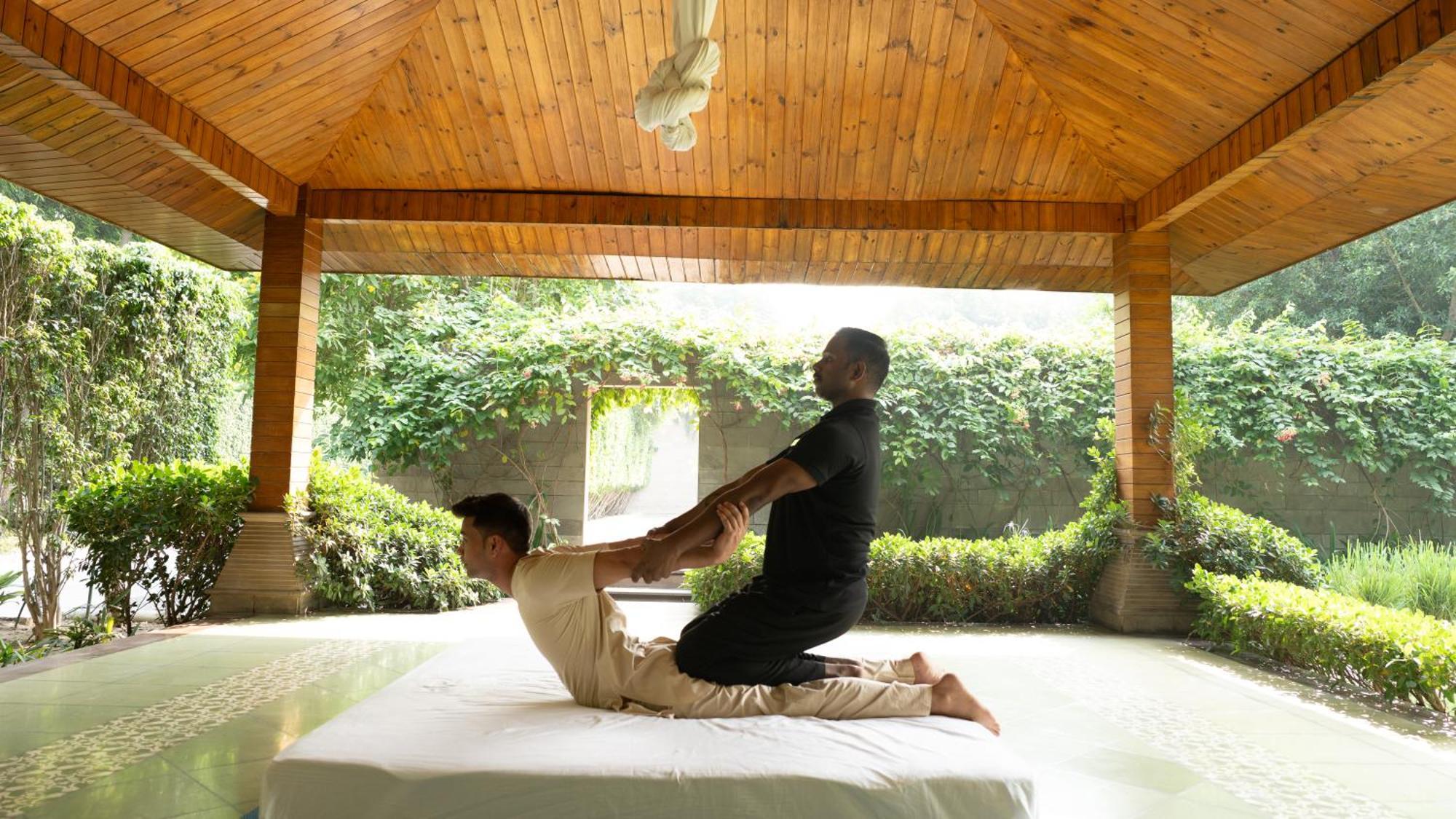 Hotel Naad Wellness Sonipat Zewnętrze zdjęcie